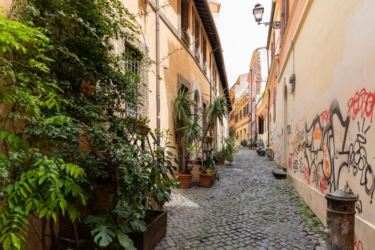 Sonder At Colosseum Cloisters Rome Exterior photo